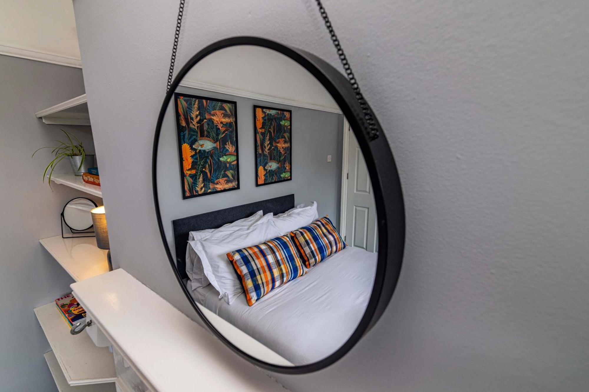 Lovely 4Bdr Home- Off Street Parking Sleeps 7 نوتينغهام المظهر الخارجي الصورة